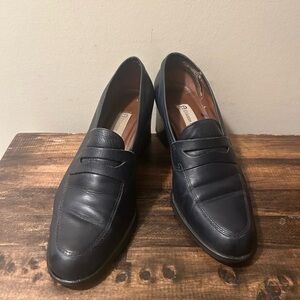 Etienne Aigner Black Leather Heels